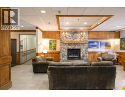 3160 Creekside Way Unit 412, Sun Peaks, BC V0E5N0 Photo 5