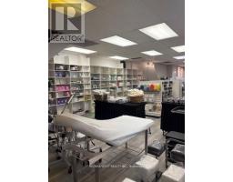 9 56 Pennsylvania Avenue, Vaughan, ON L4K3V9 Photo 5