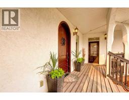 Breakfast - Township Road 250, Rural Wheatland County, AB T1P0K6 Photo 2