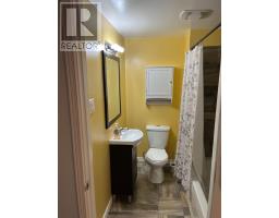 Living room - 14 Albert Street, Welland, ON L3B4L2 Photo 5