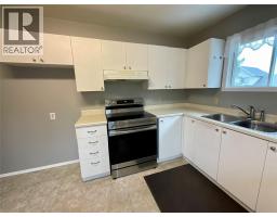 Partial bathroom - 116 Bullmoose Crescent, Tumbler Ridge, BC V0C2W0 Photo 4