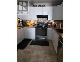 Living room - 261 Trillium Circle, Alfred And Plantagenet, ON K0A3K0 Photo 3