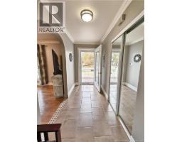 797 Saint Joseph Boulevard, Image 2