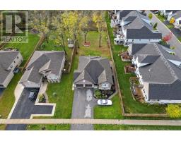 Kitchen - 3563 Dominion Road, Fort Erie, ON L0S1N0 Photo 2