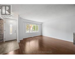 Living room - 1335 Limberlost Road, London North, ON N6G2W4 Photo 3