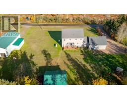 1071 Peters Road, Image 2