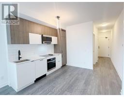 709 8888 Yonge Street, Richmond Hill, ON L4C6Z1 Photo 2