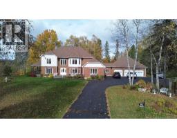 Bath (# pieces 1-6) - 81 Woodland Hill, Perthandover, NB E7H5H4 Photo 2