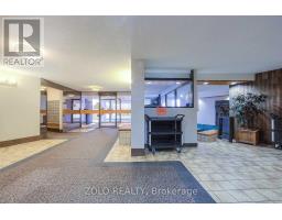 906 15 Vicora Linkway Way, Toronto, ON M3C1A8 Photo 2