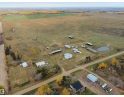 Kitchen - 61302 Rge Rd 50, Rural Barrhead County, AB T7N1N2 Photo 3