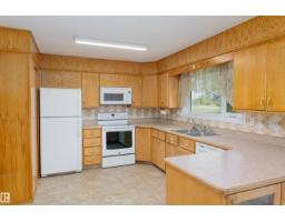 Bedroom 2 - 61302 Rge Rd 50, Rural Barrhead County, AB T7N1N2 Photo 5