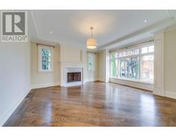 Family room - 1031 Lakeshore Road W, Oakville, ON L6L1E7 Photo 5