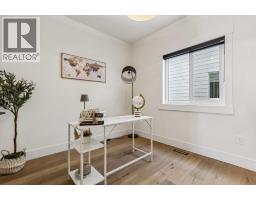 Living room - 510 Waterford Rise, Chestermere, AB T1X2T7 Photo 3