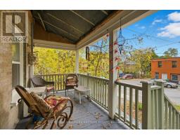 Kitchen - 242 Dublin Street, Peterborough, ON K9H3B8 Photo 3