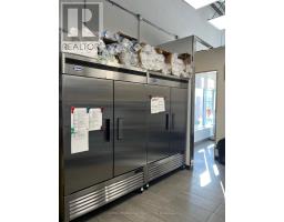 C 5 695 Stonehaven Avenue, Newmarket, ON L3X0G2 Photo 5