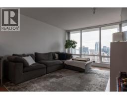 1006 39 Sixth Street, New Westminster, BC V3L0B3 Photo 2