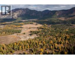 Full bathroom - 8336 Skimikin Road, Chase, BC V0E1M1 Photo 2