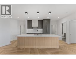 5pc Bathroom - 3340 Lakeshore Drive Unit 414, Kelowna, BC V1W0H6 Photo 2