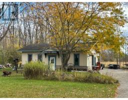 7 Main Street, Loyalist, ON K0H2H0 Photo 2