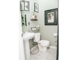 Primary Bedroom - 8 Bailey Street, Collingwood, ON L9Y3V3 Photo 4