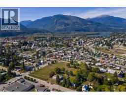 Dining room - 419 Edward Street, Revelstoke, BC V0E2S0 Photo 4