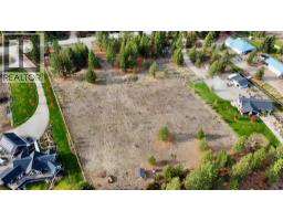 1308 Bonavista Road, Christina Lake, BC V0H1E0 Photo 2