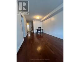 Kitchen - 1016 Lucerne Crescent, Mississauga, ON L5C3Y6 Photo 3