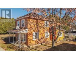 28 Paugh Lake Road, Madawaska Valley, ON K0J1B0 Photo 2