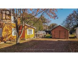 28 Paugh Lake Road, Madawaska Valley, ON K0J1B0 Photo 4