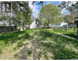 34 14th Avenue Se, Swift Current, SK S9H3S2 Photo 4