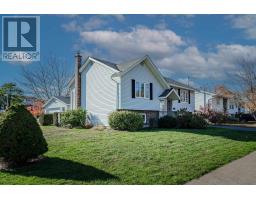 Dining room - 310 John Stewart Drive, Cole Harbour, NS B2W5P3 Photo 3