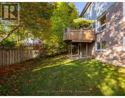 Eating area - 55 Attridge Drive, Aurora, ON L4G6J4 Photo 3
