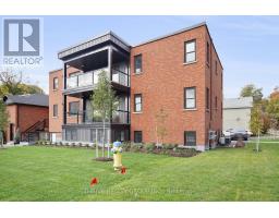 3 74 A Church Street, Stratford, ON N5A2R2 Photo 2