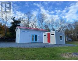 Bath (# pieces 1-6) - 52 Wolfe Street, Liverpool, NS B0T1K0 Photo 2