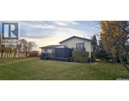 Living room - 305 Pierson Street, Neudorf, SK S0A2T0 Photo 2