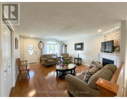 Kitchen - 210 Stickel Street, Saugeen Shores, ON N0H2C1 Photo 3