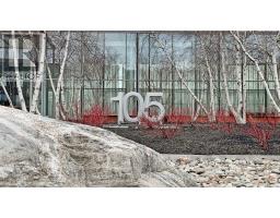 Living room - 511 105 The Queensway Avenue, Toronto, ON M6S5B5 Photo 3