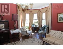 Dining room - 15726 Central Avenue, Inverness, NS B0E1N0 Photo 2