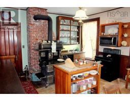 Living room - 15726 Central Avenue, Inverness, NS B0E1N0 Photo 3
