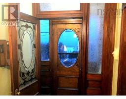 Living room - 15726 Central Avenue, Inverness, NS B0E1N0 Photo 4