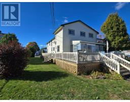 Family room - 40 St Laurent Avenue, South Stormont, ON K0C1P0 Photo 5