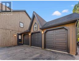 Family room - 1645 Acorn Lane, Pickering, ON L1Y1A7 Photo 4