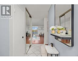 Primary Bedroom - 810 1 Royal Orchard Boulevard, Markham, ON L3T3C2 Photo 5