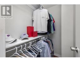 Dining room - 810 1 Royal Orchard Boulevard, Markham, ON L3T3C2 Photo 2