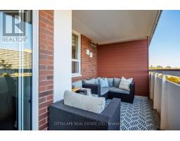 Pantry - 810 1 Royal Orchard Boulevard, Markham, ON L3T3C2 Photo 4