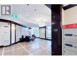 Kitchen - Ph 108 18 Harding Boulevard, Richmond Hill, ON L4C0T3 Photo 4