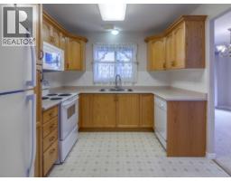 3pc Bathroom - 2255 Atkinson Street Unit 301, Penticton, BC V2A8R7 Photo 4