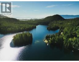 5090 Elliot Road, Garden Bay, BC V0N1S1 Photo 4