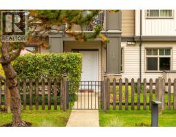 Dining room - 104 2111 Meredith Rd, Nanaimo, BC V9S2N2 Photo 2