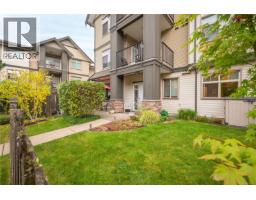 Kitchen - 104 2111 Meredith Rd, Nanaimo, BC V9S2N2 Photo 3